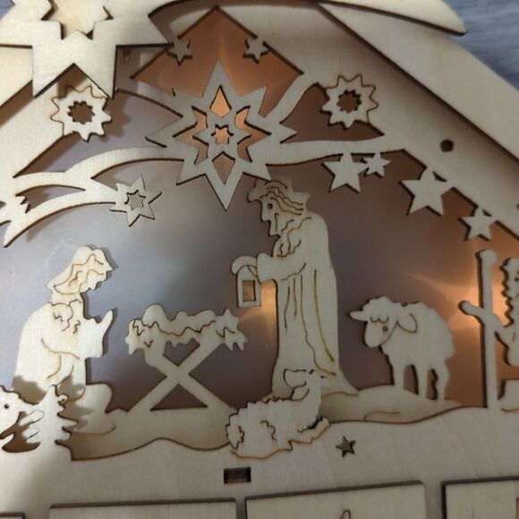 Wooden Nativity Advent Calendar Christmas Countdown - Picture 2 of 5
